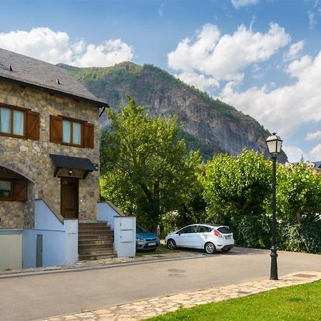 Alojamiento Escarrilla Pirineos Екстер'єр фото